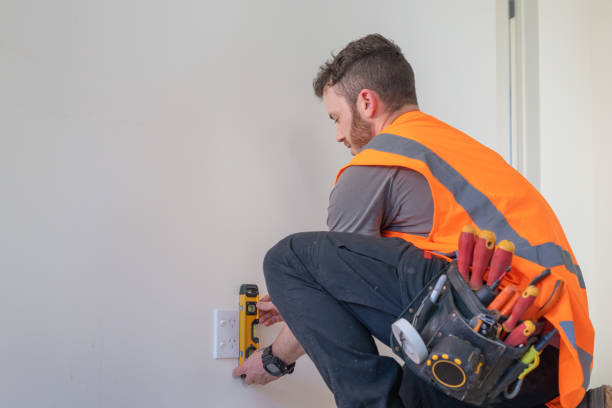 Best Circuit Breaker Repair  in Smithville, MO
